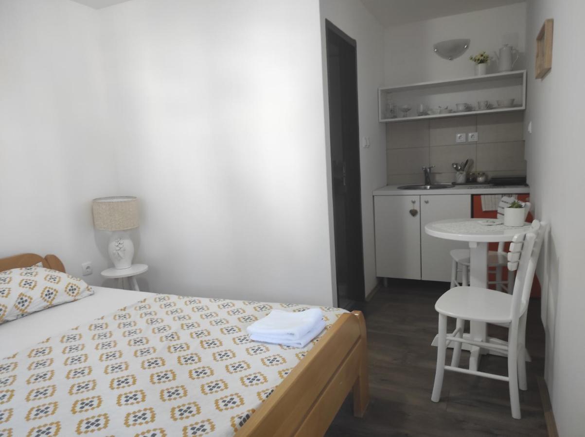 HostelChe Guest House Smederevo Extérieur photo