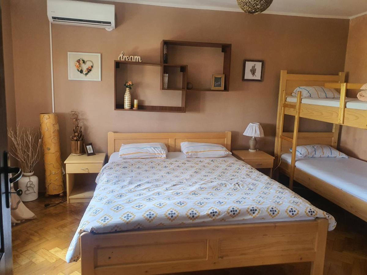 HostelChe Guest House Smederevo Extérieur photo