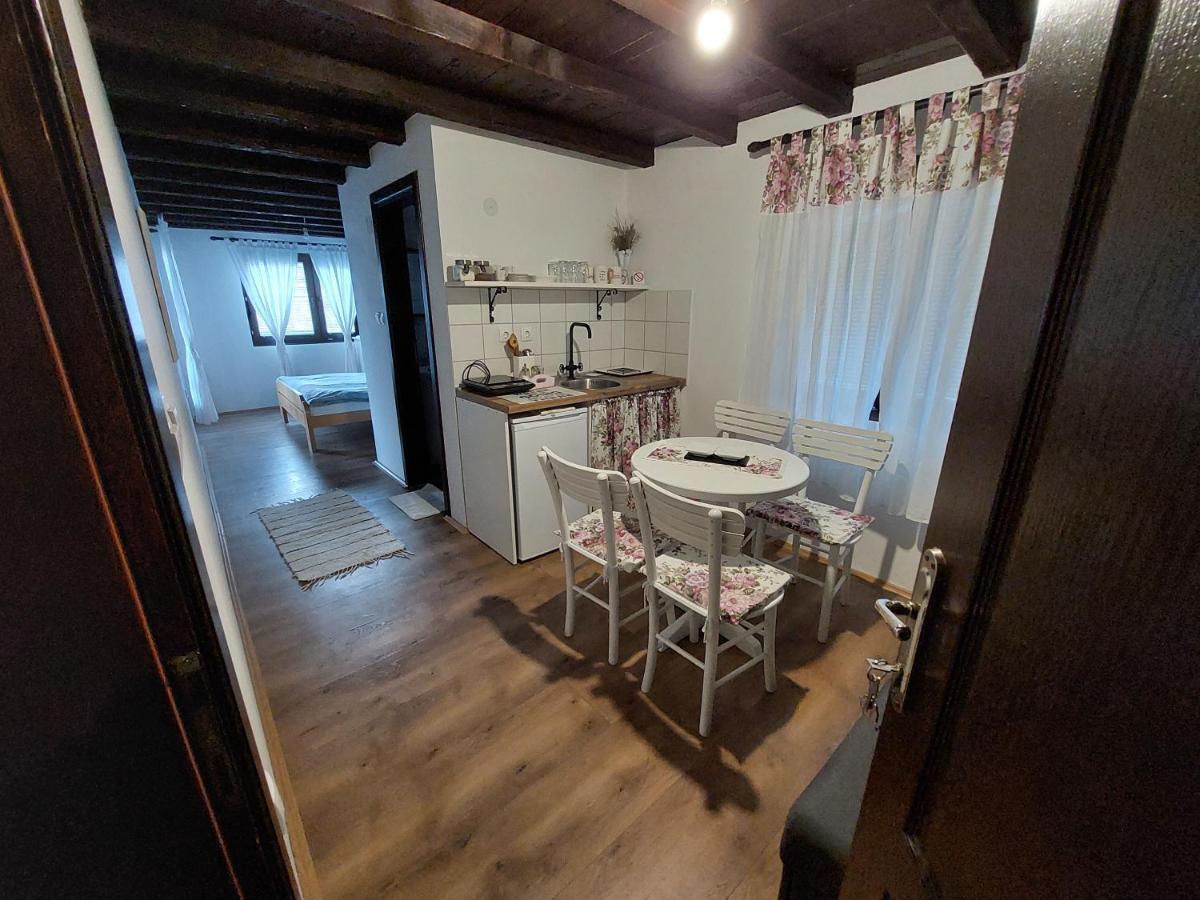 HostelChe Guest House Smederevo Extérieur photo